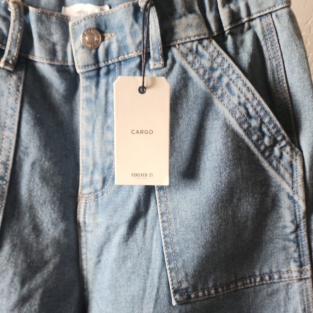 Forever 21 Light Blue Straight Leg Jeans - Picture 2 of 6